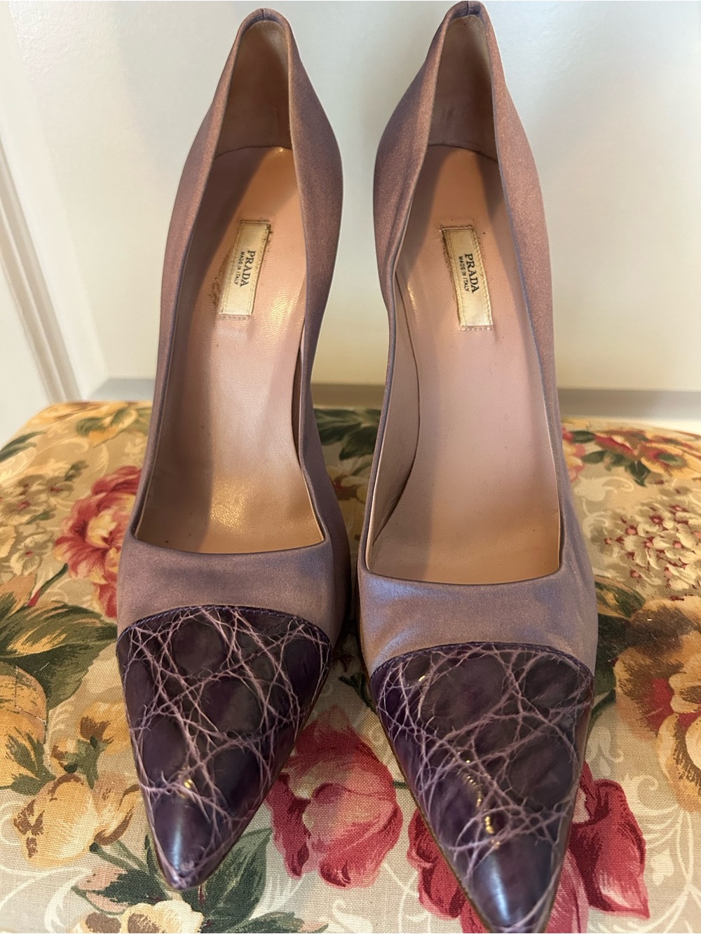 Prada Women's Purple Pointed-Toe Pumps vintage